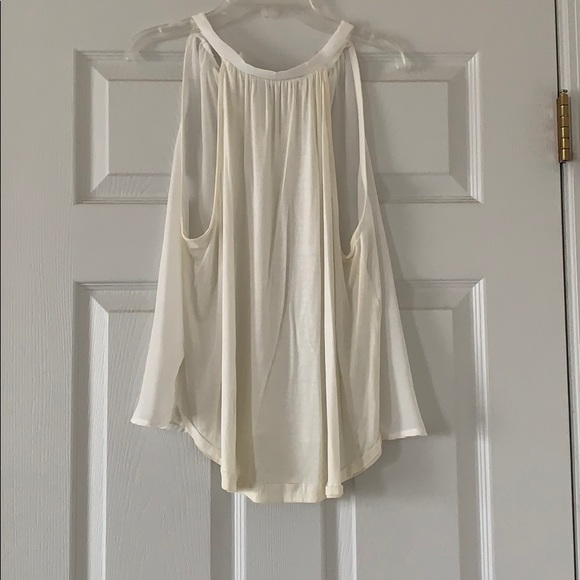 NWOT SHEER WHITE TOP - Picture 2 of 4
